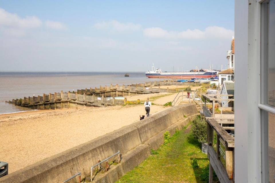 وايتستابل Stag Cottage, Sea Wall المظهر الخارجي الصورة